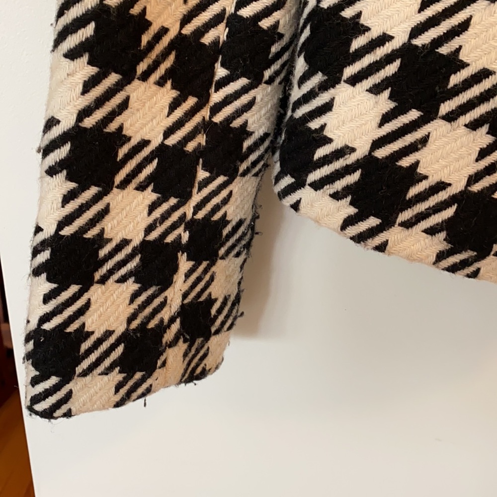 Urban Behavior Fully Lined Blazer/Jacket - image 3